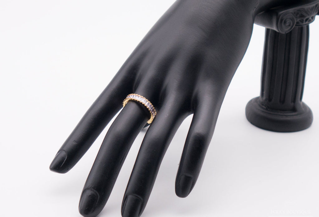 Gold ummantelter Lila Zirkonia Ring