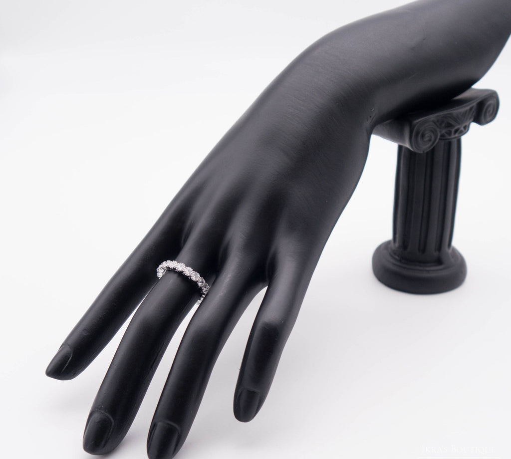 Berceste series Circle Zirkonia Ring - Ikra's Boutique
