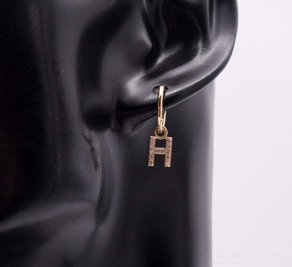 Gold ummantelte Zirkonia Buchstaben Ohrringe - Ikra's Boutique